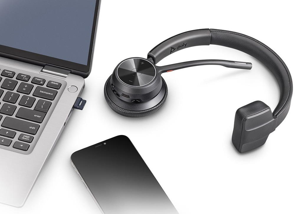 Plantronics представила Bluetooth гарнитуры Voyager 4200 UC