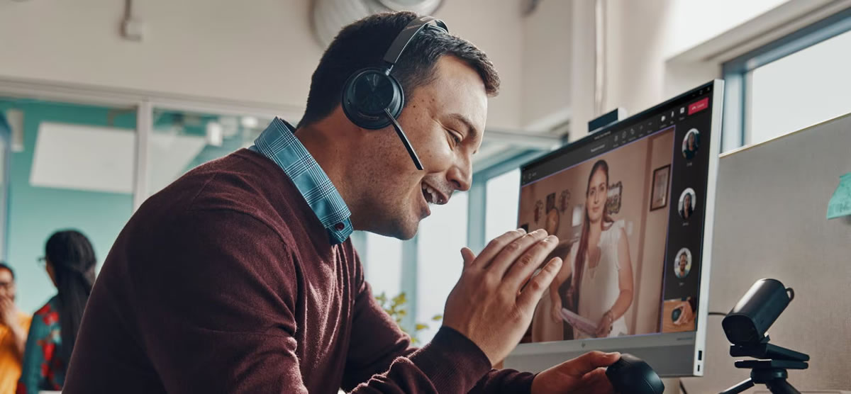 Обзор Poly Voyager Focus 2