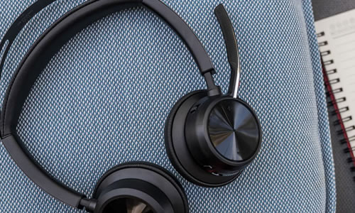 Обзор Poly Voyager Focus 2